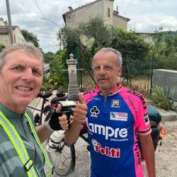 Rencontre d'Angelo auprès d'une fontaine. Merci pour tes conseils