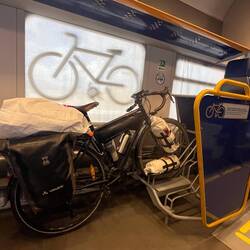En place dans le train pour Fogliano en espérant une météo plus propice de l'autre côté