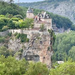 Privatbesitz-Schloss bei Lacave