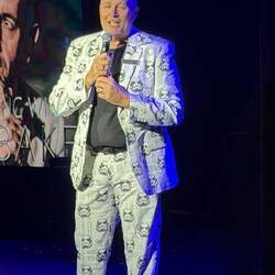 Peter - Cruise Director