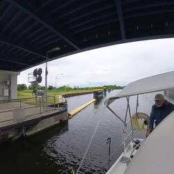 Anlegen in der letzten Schleuse