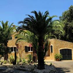 Example of a pretty stone home as we cycled through one of the neighborhoods.