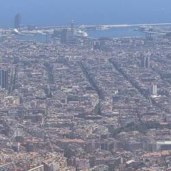 City & harbor