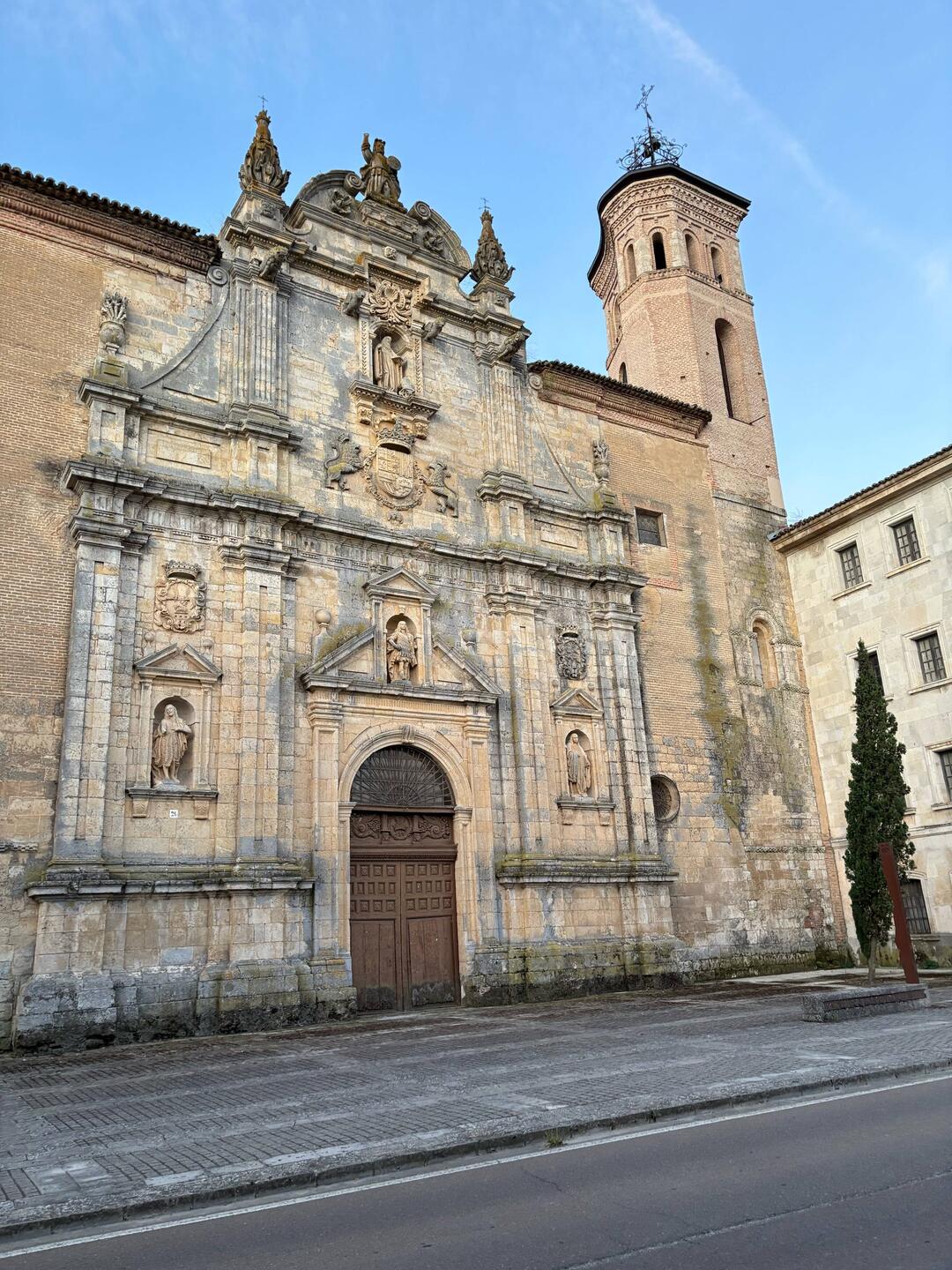 Front doors of the monastery, which I hadn't seen until I left this morning.