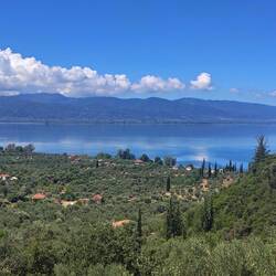 Le lac de Trichonida