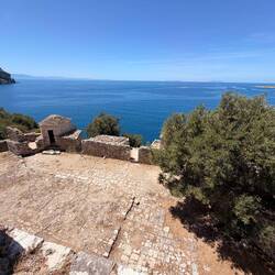 Burg von Palermo/ im Hintergrund Korfu