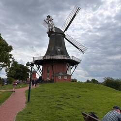 Einer der beiden Zwillingsmühlen von Greetsiel