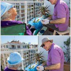 The Boss and the Gardener discussing the pruning project! — Alsancak, İzmir.