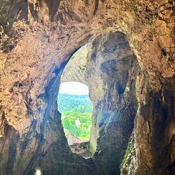 Zuflucht im Felsen