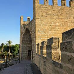 The wall, end of the walk section -- very intact.