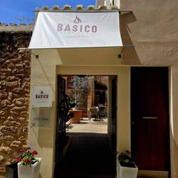 After our ride, we had an excellent meal at Basico Steakhouse 😋.