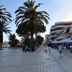 Strandpromenade in Sarande