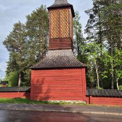 Klockenturm der Alten Kirche in Jokkmokk.
