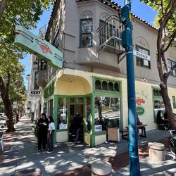 Duboce Park Cafe. A wonderful find!
