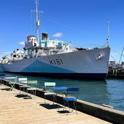 Ein altes Kriegschiff