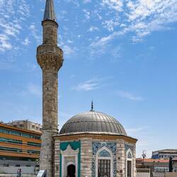 Konak Camii (Konak Mosque) — Konak, İzmir.