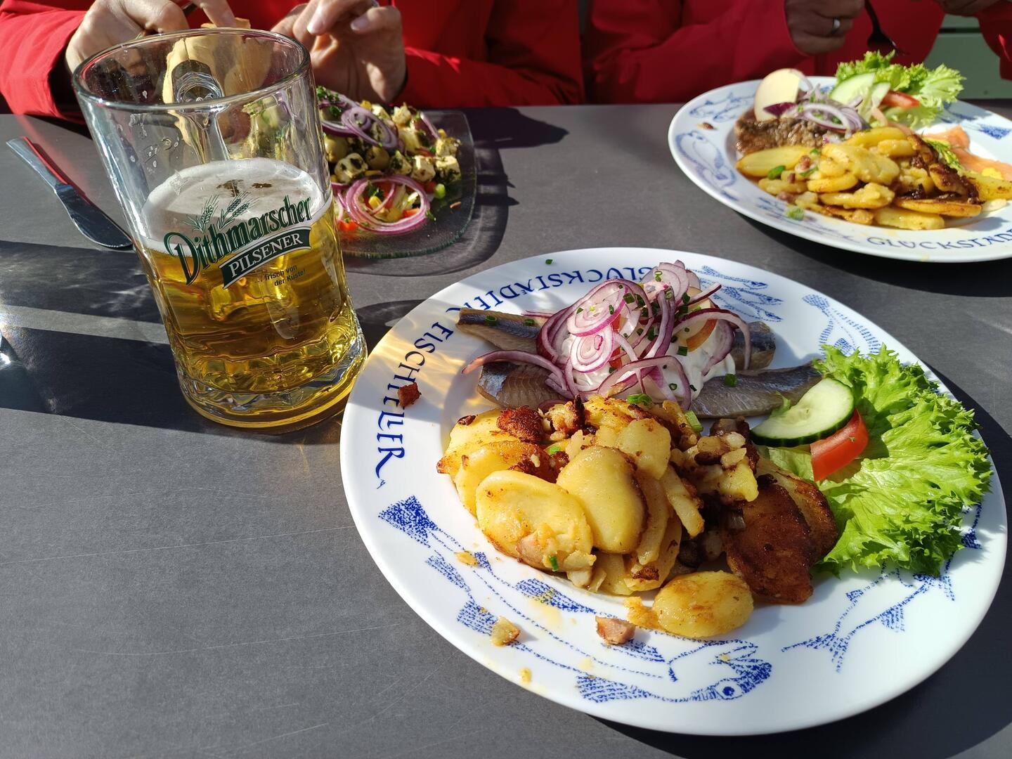 Glückstädter Matjes mit norddeutschen Bratkartoffeln und lecker Dithmarscher
