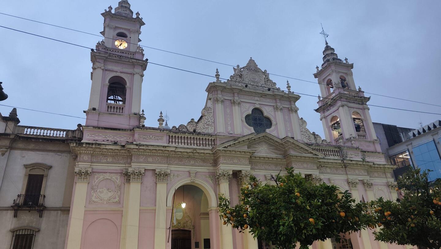 In der hübschen Stadt Salta