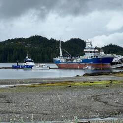 Another view of the Seagate T-Floats. C-Traveler dwarfed by the ships.