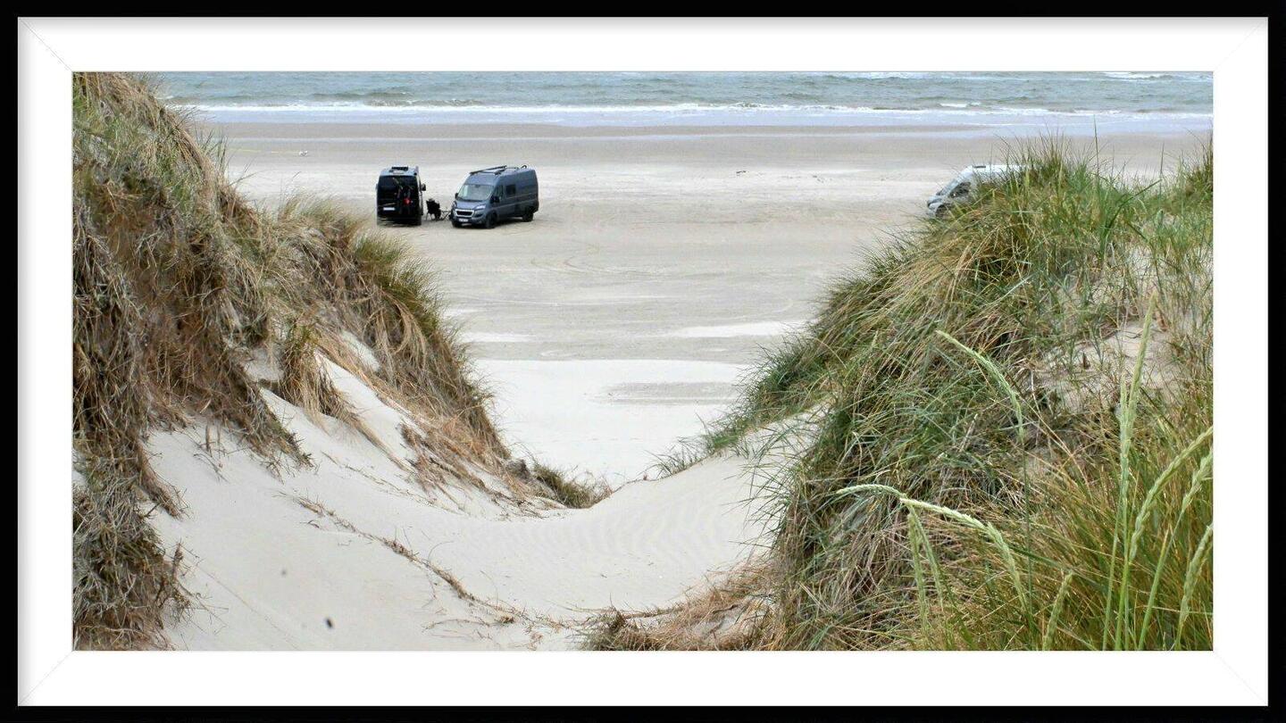 Vanlife Picknick direkt am Strand
