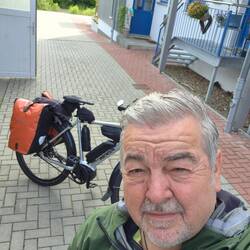 10.06.26, 0900 Uhr die Frisur sitzt, es kann losgehen