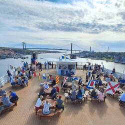 Party atmosphere leaving Gothenburg 6pm