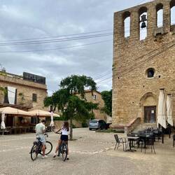 Sympa le cœur des villages en briques et pierres