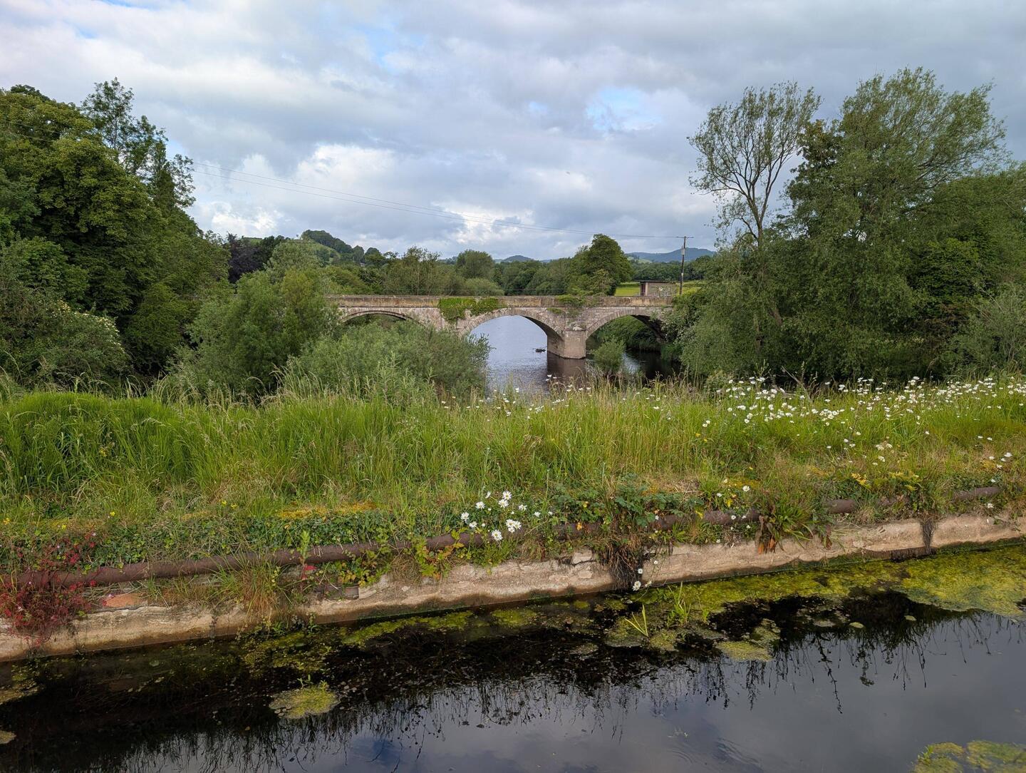 Canal crosses river Vrnwy