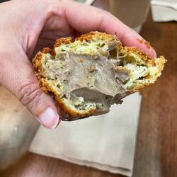 Hojicha cream puff. Satura is better