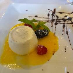 Panna cotta with mango sauce