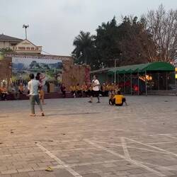 We hung out at Tam Coc lakefront square: a vibrant community hub for locals and tourists alike.