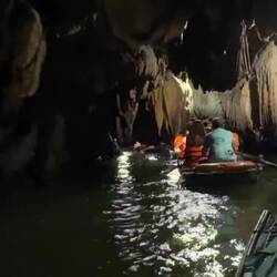 The rowers were so skilled weaving us around the hanging stalactites...