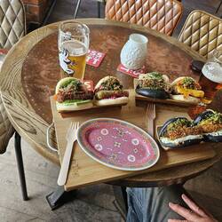 The bao buns were such fun that Will and Al returned the following day for lunch