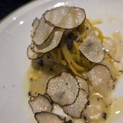 Cacio e pepe spaghetti with white truffles