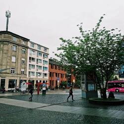 Am Hauptbahnhof Koblenz