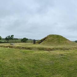 Die Grabkammer Bryn Celli Ddu