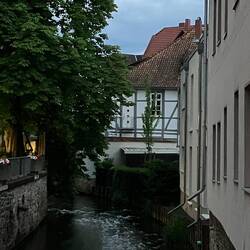 Abends am Bach