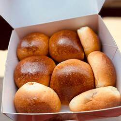 Yummy Sticky Pork buns