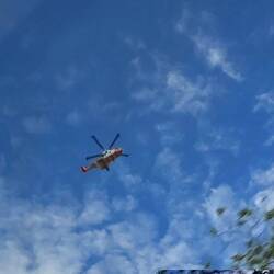 Heli im Aflug zum Spital