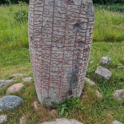 Wikinger-Runenstein