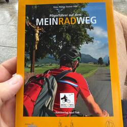 Das ist er! Der offizielle Leitfaden für das ordnungsgemäße Radpilgern zum heiligen Meini!