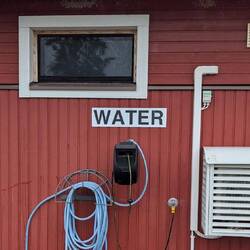 Hier in Skandinavien bekommt man an jeder Wasserstelle Trinkwasser