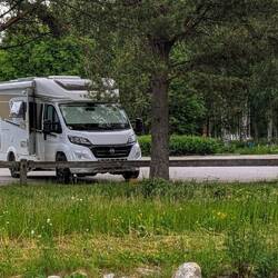 Übernachtungs Platz am Restaurantparkplatz