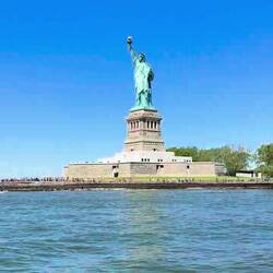 Sailing past the 🗽