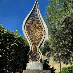 Gordes - streetside sculpture