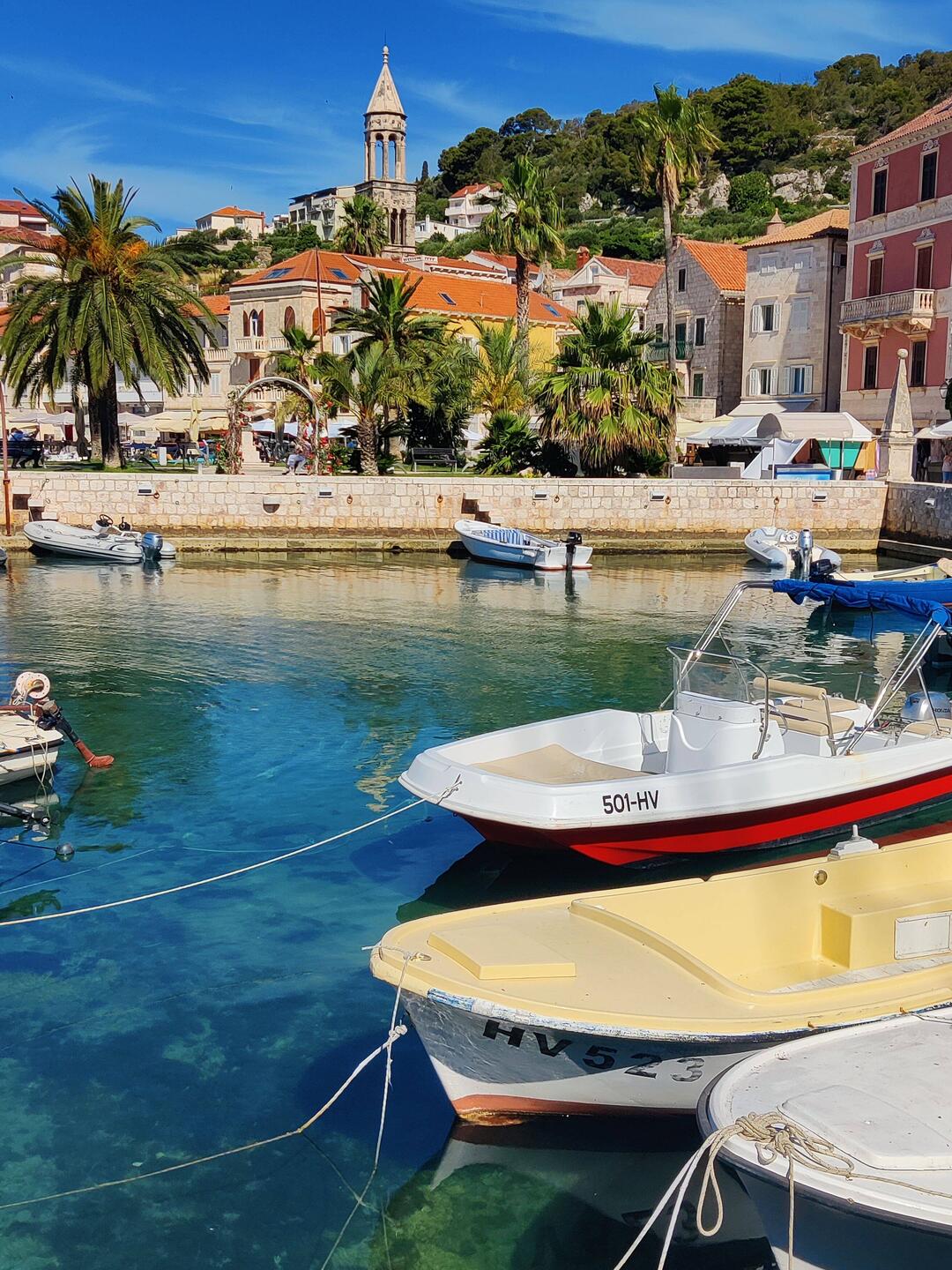 Nach dem Frühstück Absetzen in Hvar - 2 Stunden Freizeit