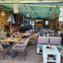 Unser kleines Café