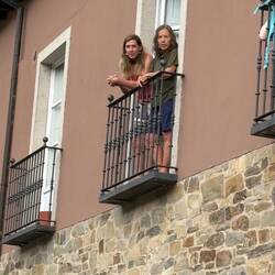 We happened to be having drinks on the patio of Kathy and Mim's hotel.