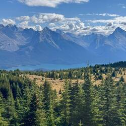 Kurz darauf kam auch der Maligne Lake zum Vorschein