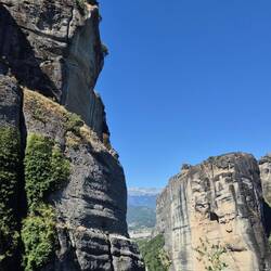 Roger Moore ist über die Steilwand hochgeklettert